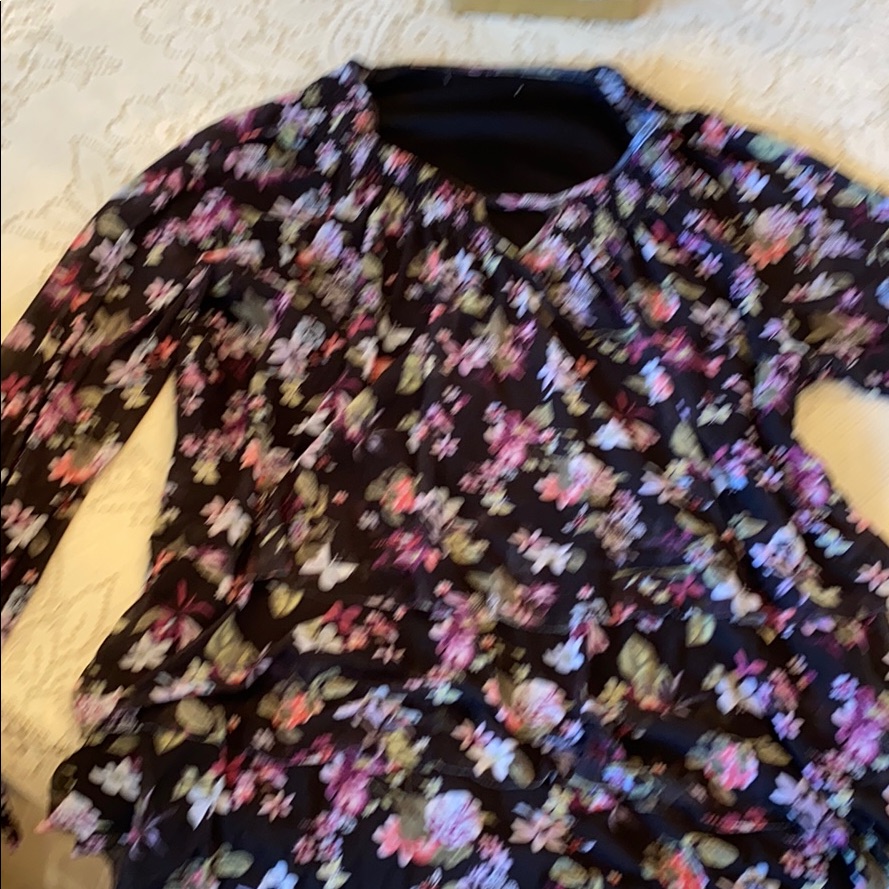 Flowered. Spring Top